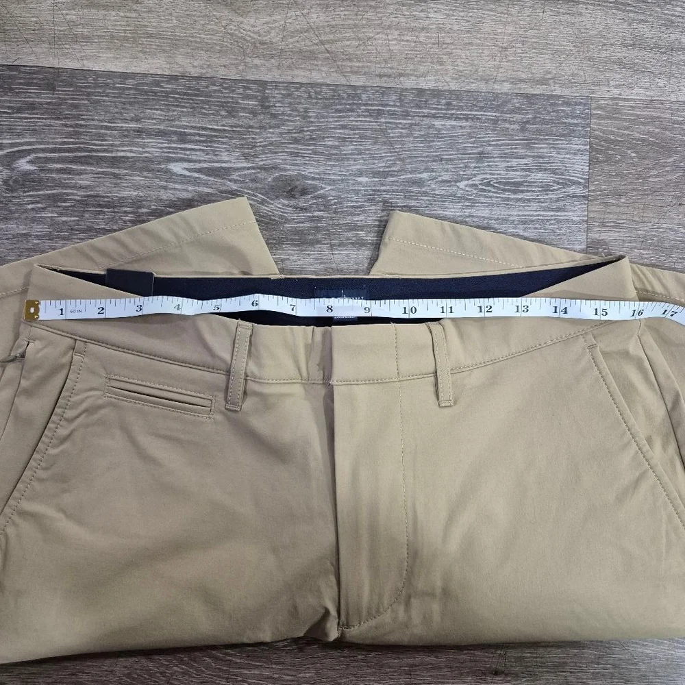 J. Crew Men's Tan Shorts Sz 31